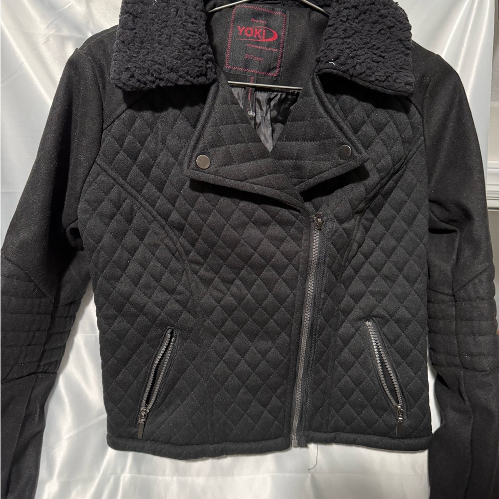 Yoki Women's Black Quilted Teddy Jacket